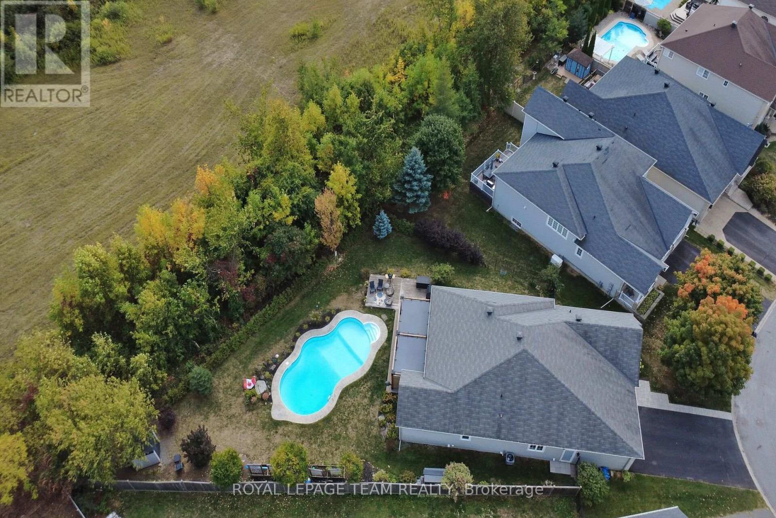 128 Chenoa Way, Ottawa, ON - Outdoor With In Ground Pool With View