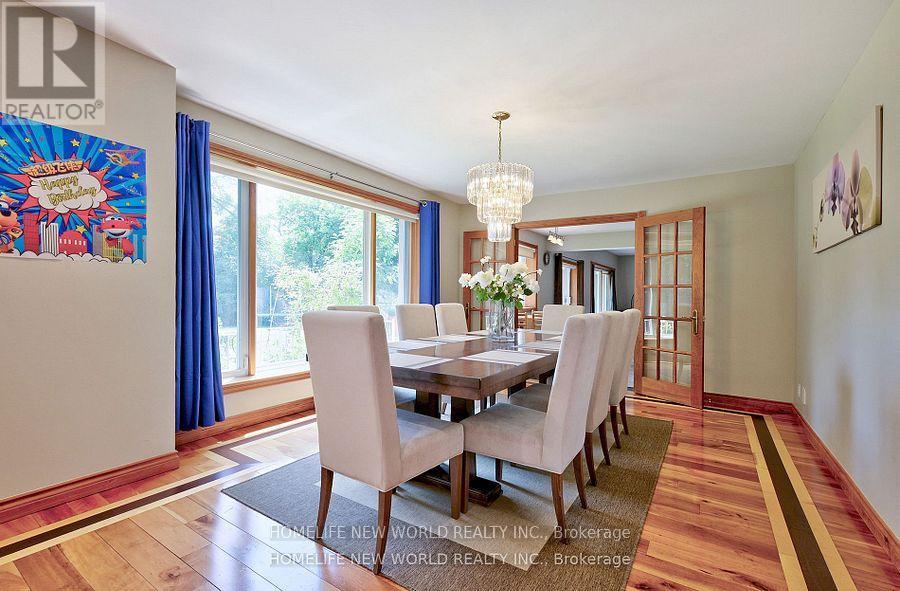 7 Sulgrave Crescent, Toronto, ON - Indoor Photo Showing Dining Room