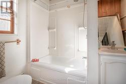 In-law suite, 3 piece bath -