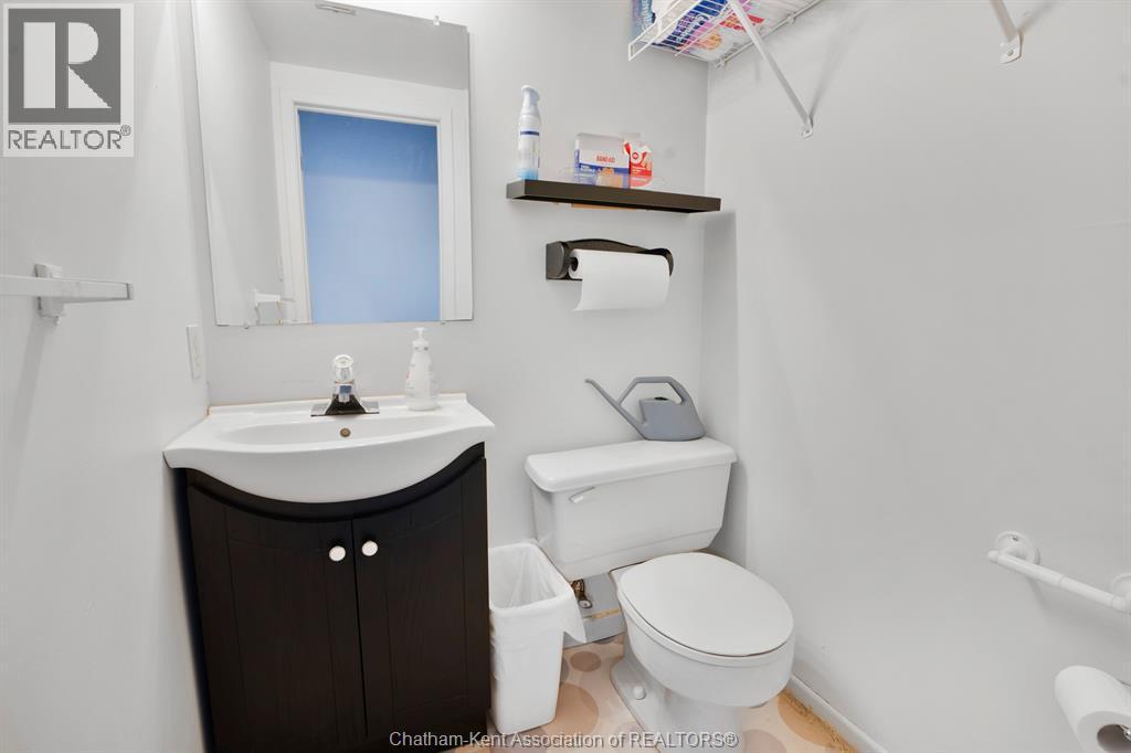 210-212 Queen Street, Chatham, ON