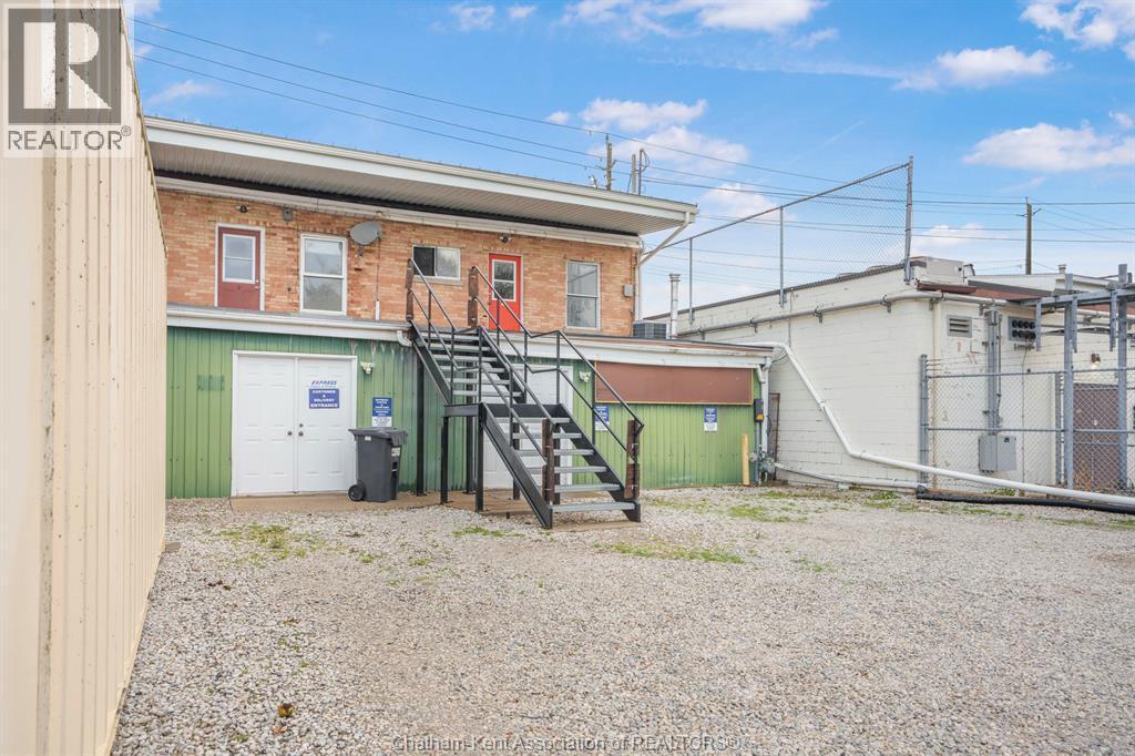 210-212 Queen Street, Chatham, ON