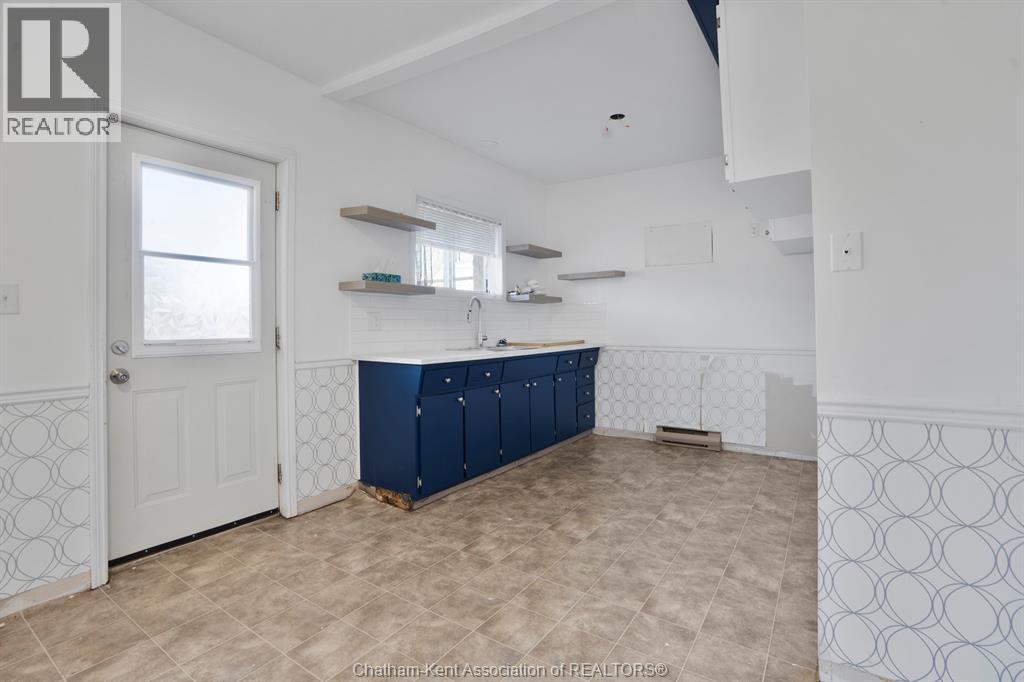 210-212 Queen Street, Chatham, ON