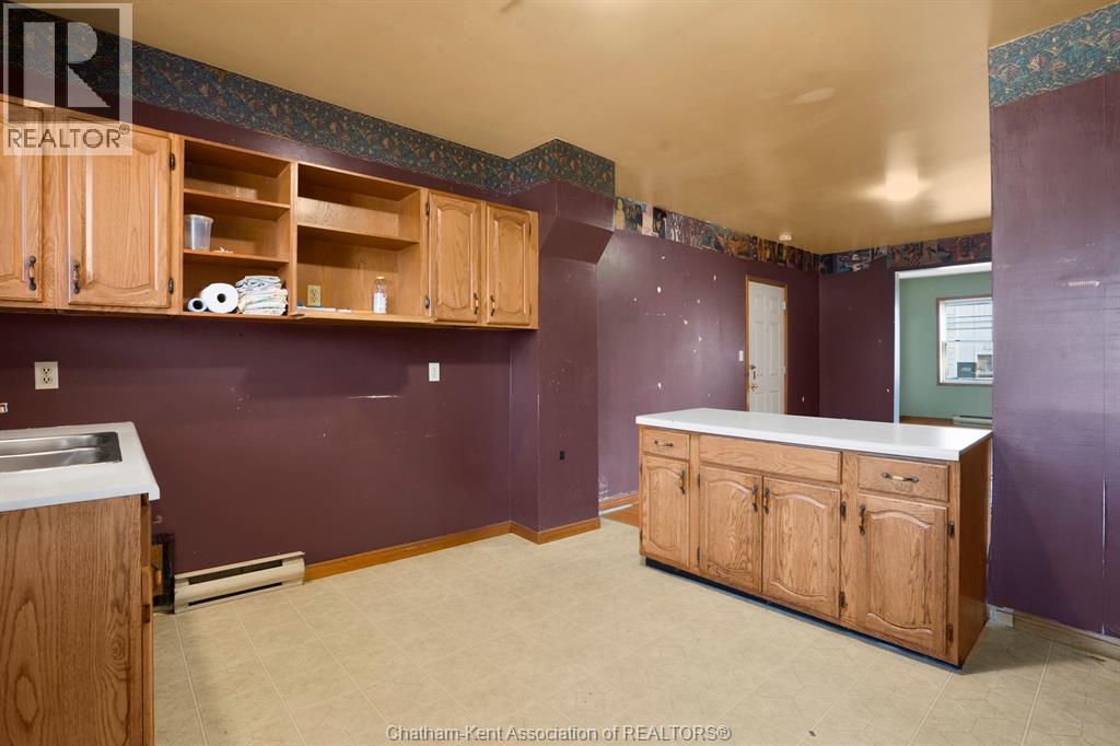 210-212 Queen Street, Chatham, ON