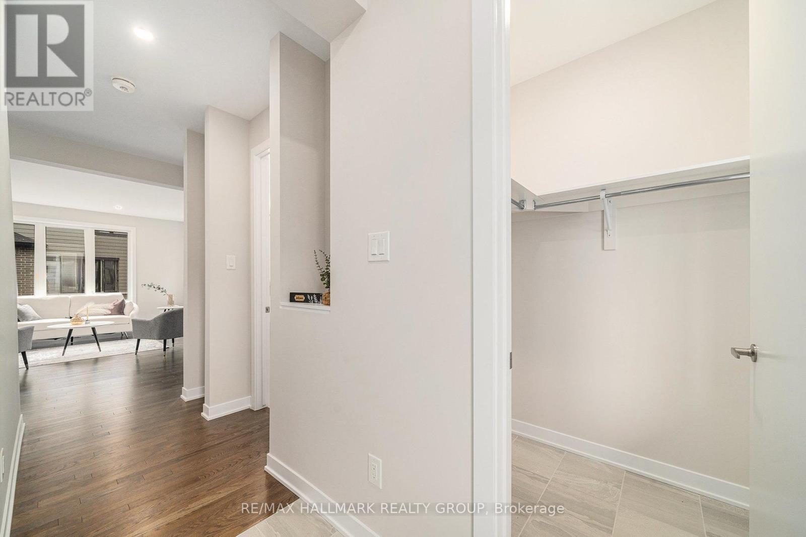 173 Conservancy Drive, Ottawa, ON - Indoor Photo Showing Other Room