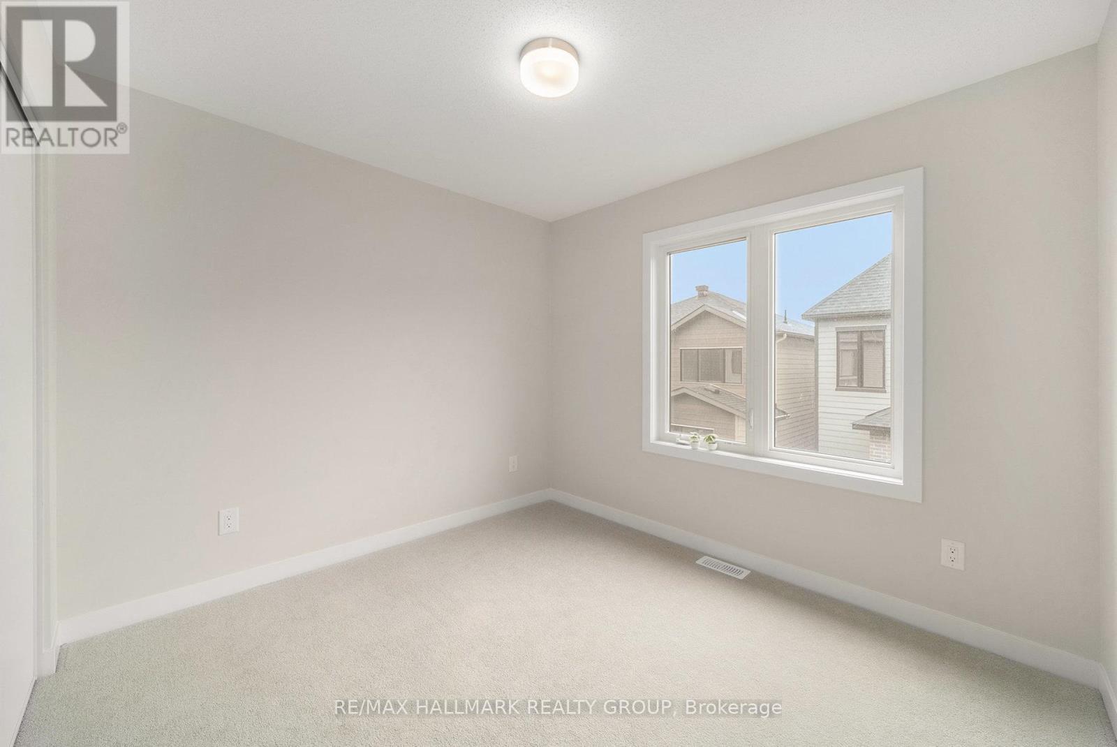 173 Conservancy Drive, Ottawa, ON - Indoor Photo Showing Other Room