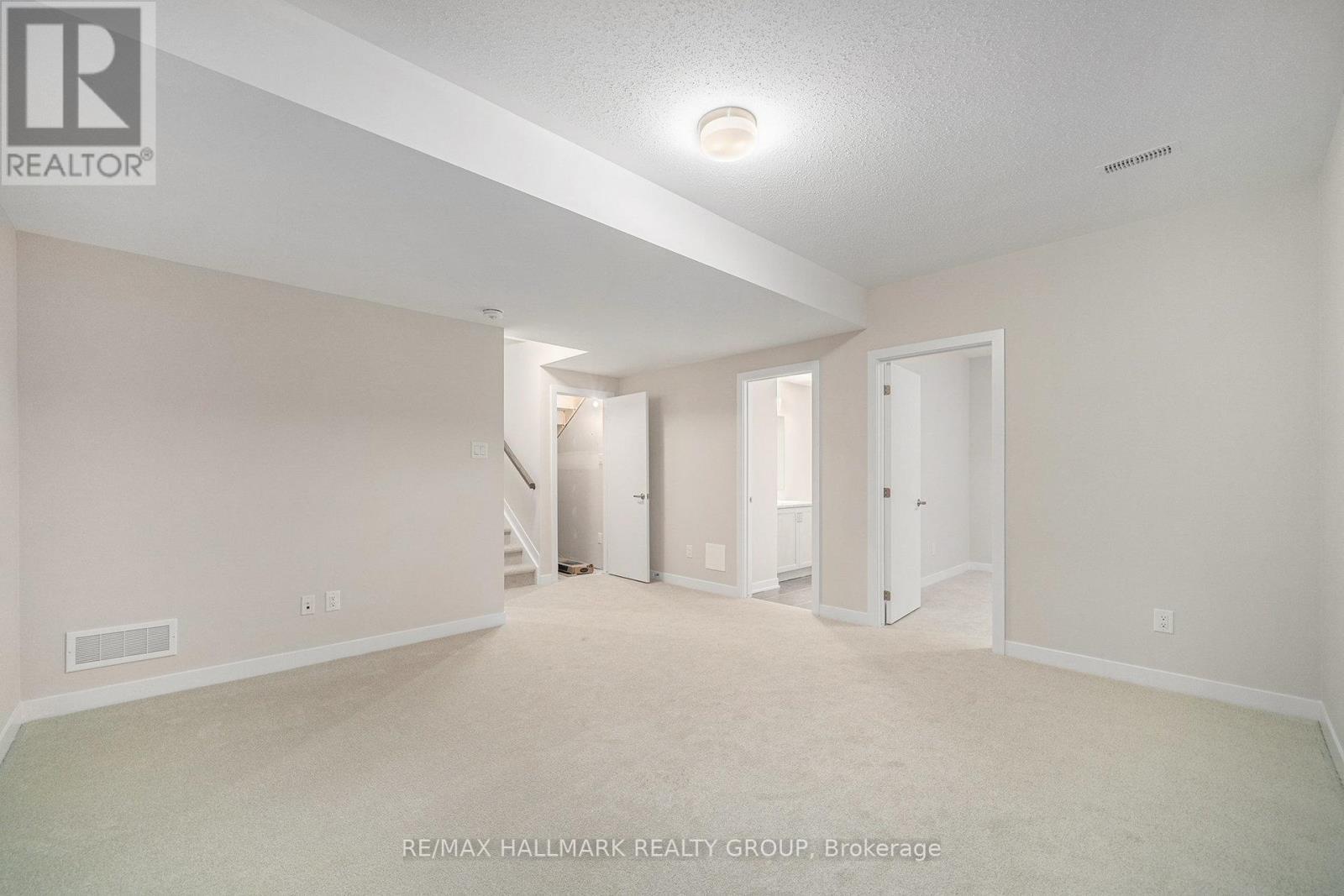 173 Conservancy Drive, Ottawa, ON - Indoor Photo Showing Other Room