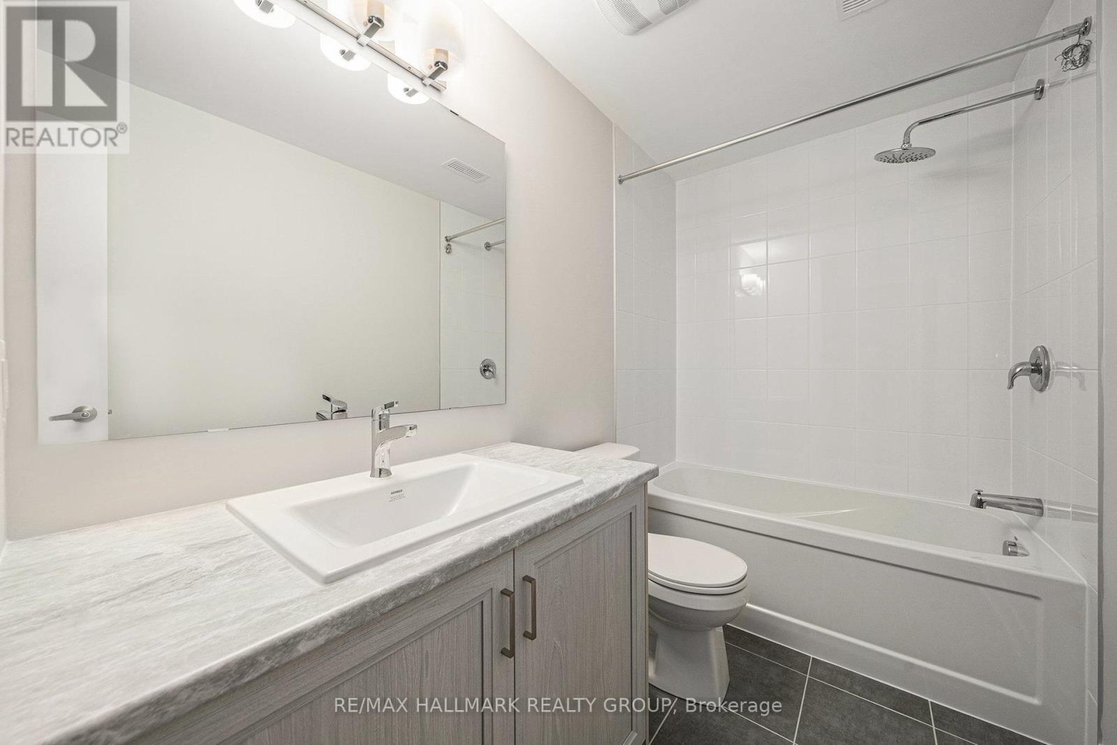 173 Conservancy Drive, Ottawa, ON - Indoor Photo Showing Bathroom