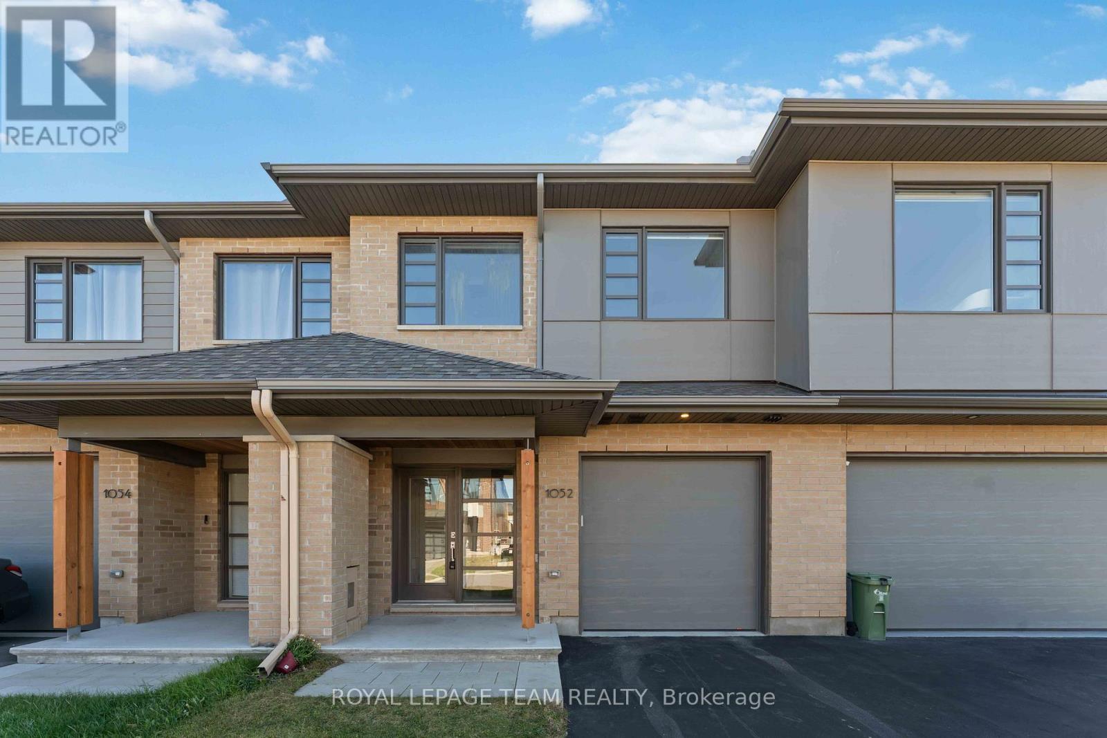 1052 Lunar Glow Crescent, Ottawa, ON - Outdoor With Facade