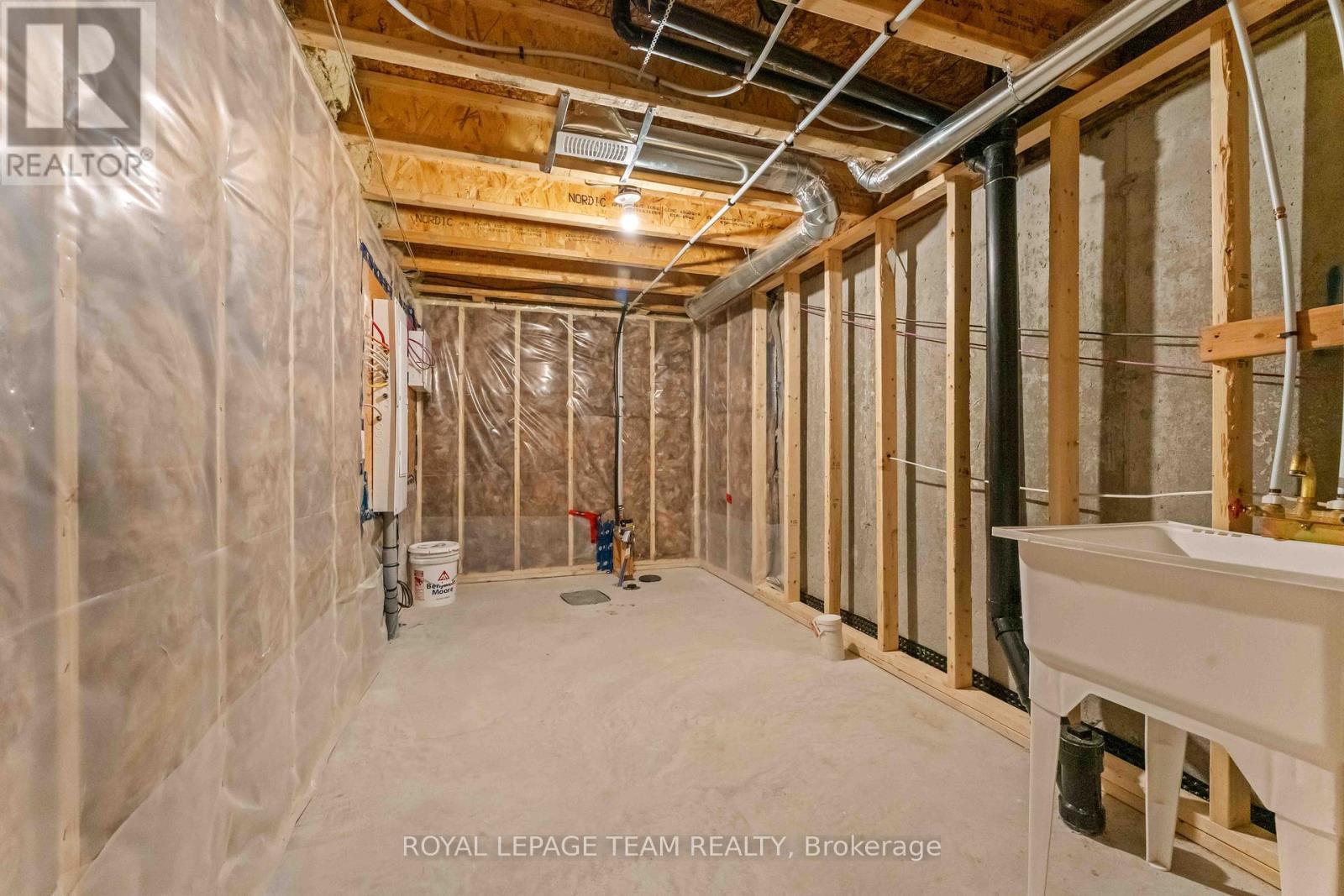 1052 Lunar Glow Crescent, Ottawa, ON - Indoor Photo Showing Basement