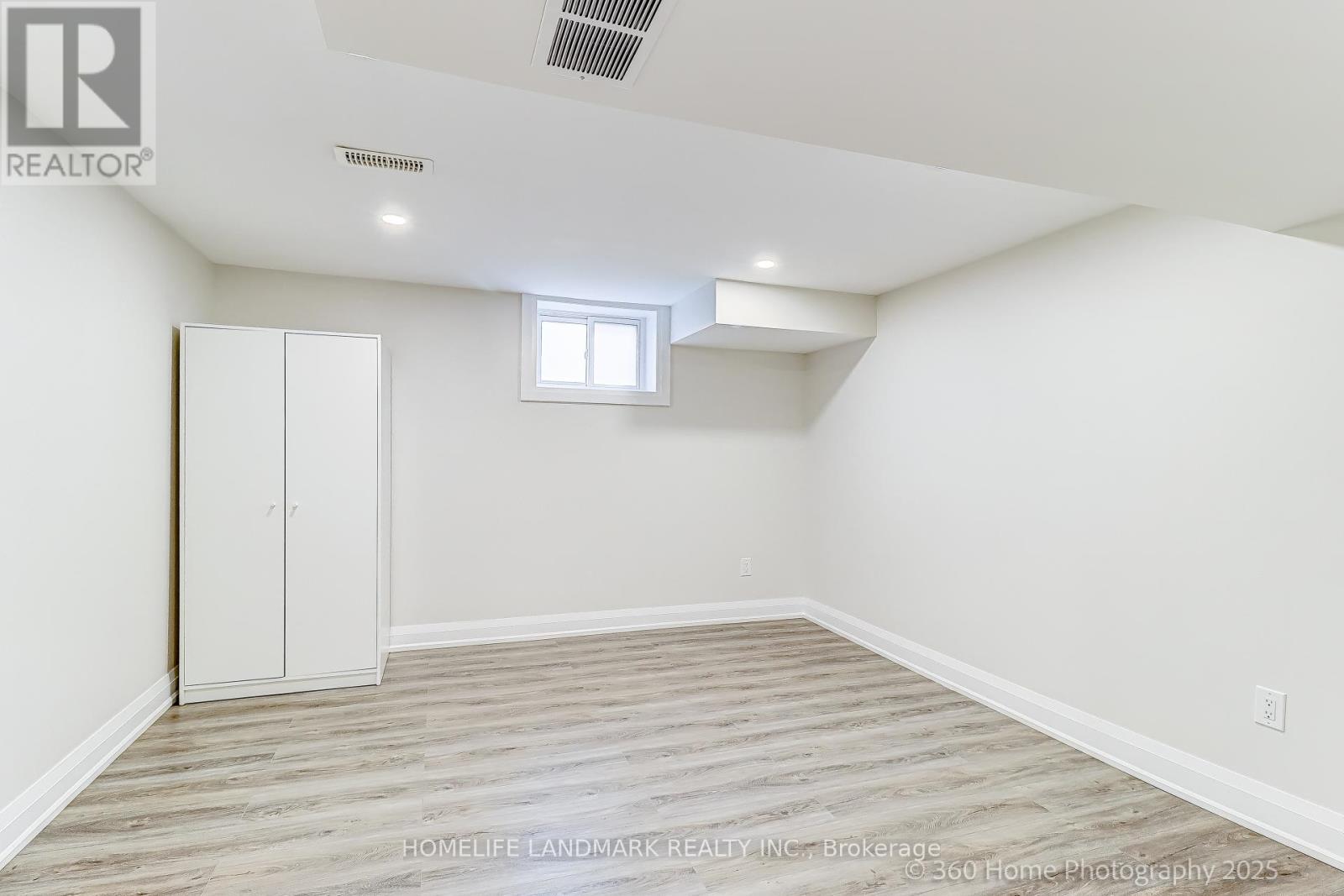 24 Evanston Drive, Toronto, ON - Indoor