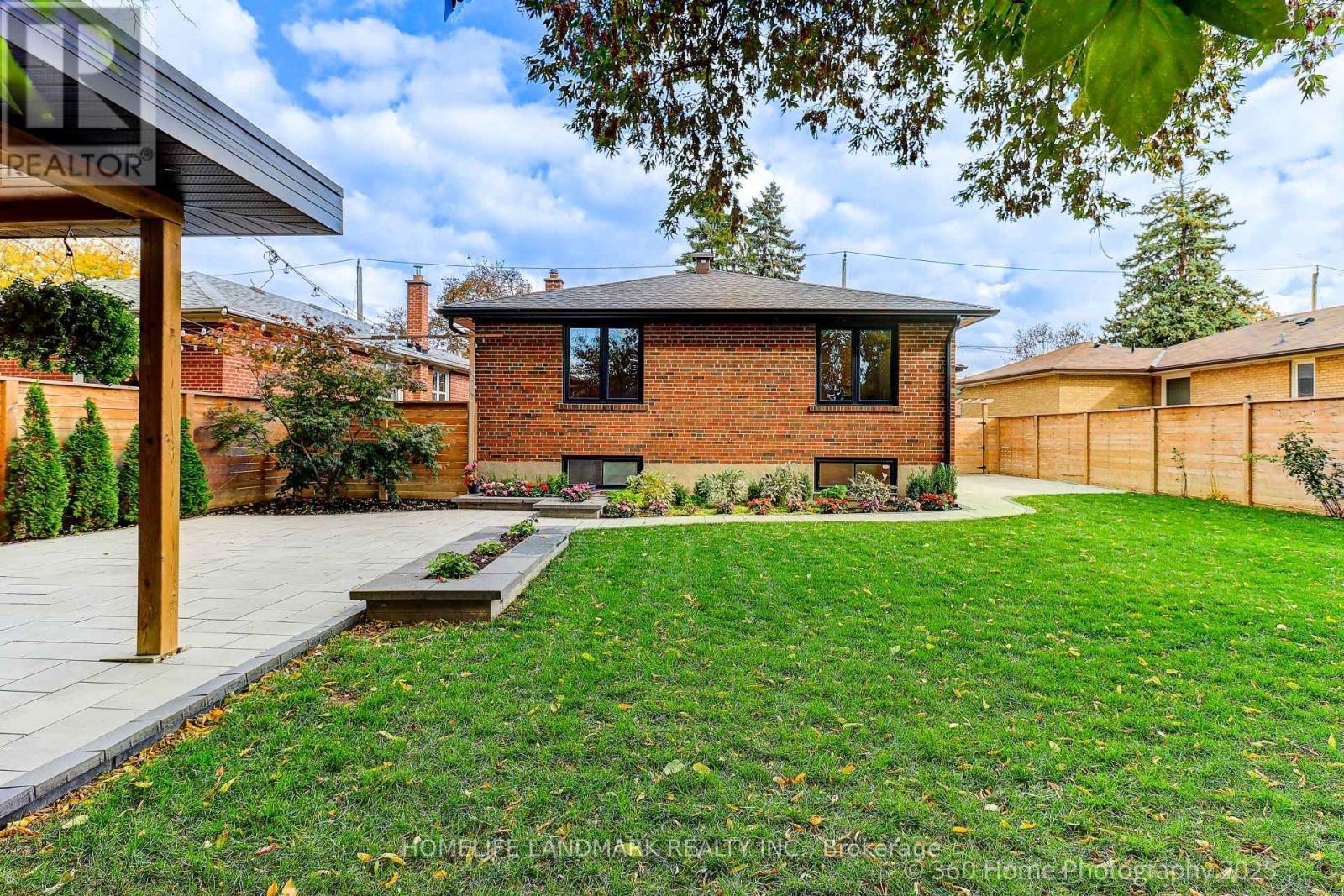 24 Evanston Drive, Toronto, ON - Outdoor