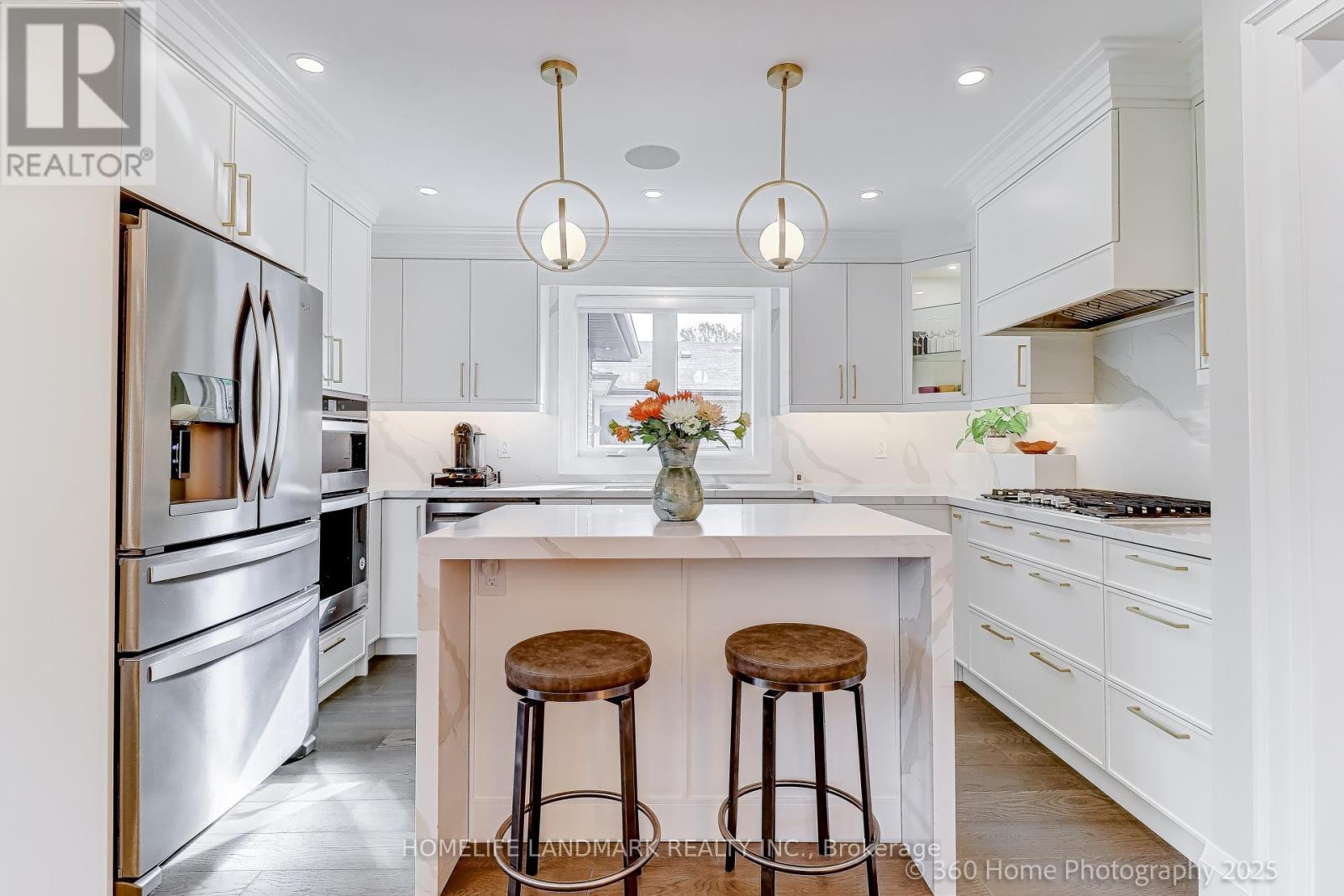 24 Evanston Drive, Toronto, ON - Indoor Photo Showing Kitchen With Stainless Steel Kitchen With Upgraded Kitchen