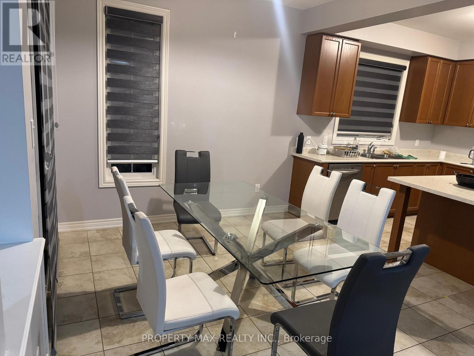 6447 Connor Crescent N, Niagara Falls, ON - Indoor Photo Showing Other Room