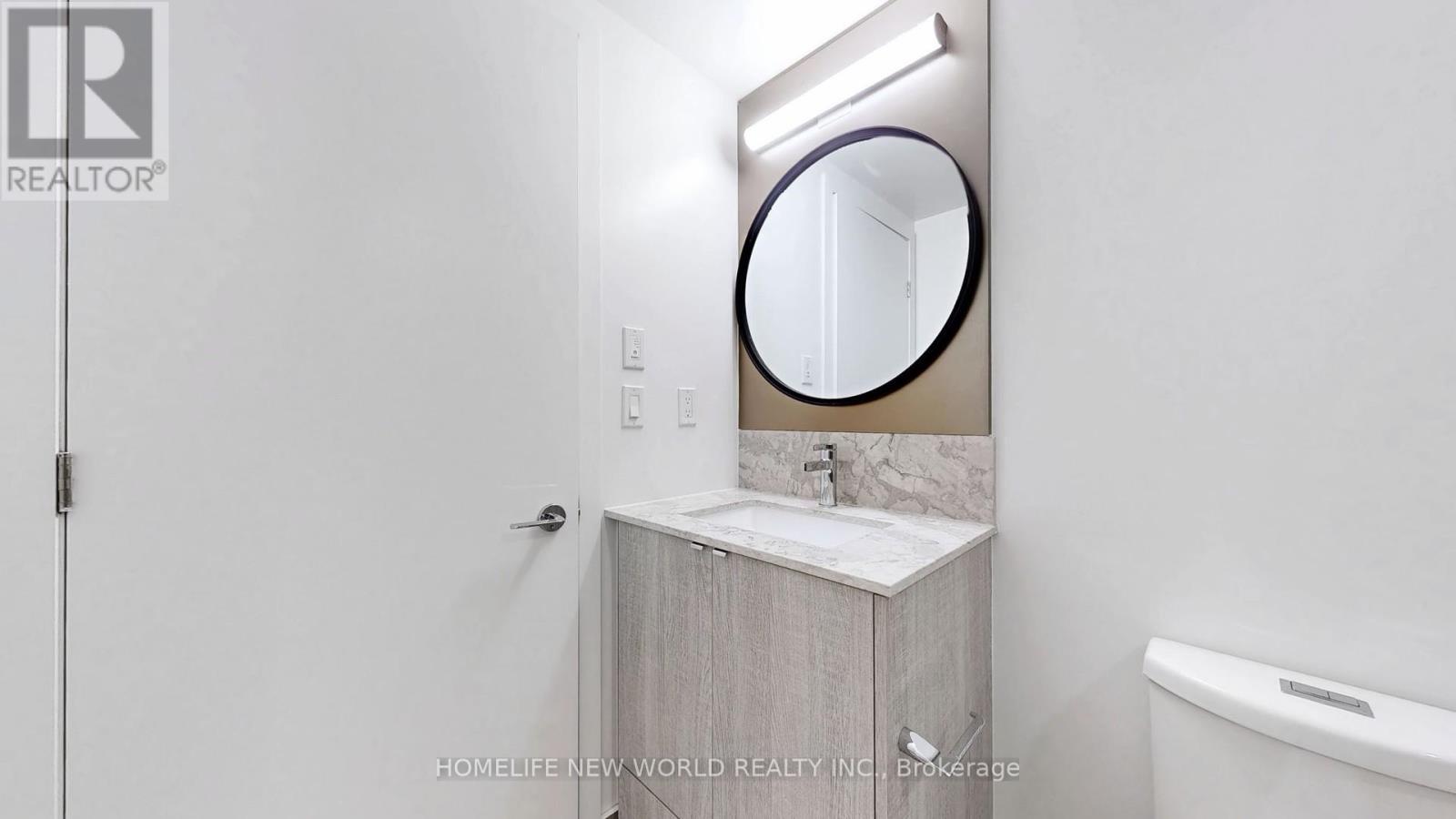 1908 - 771 Yonge Street, Toronto, ON - Indoor