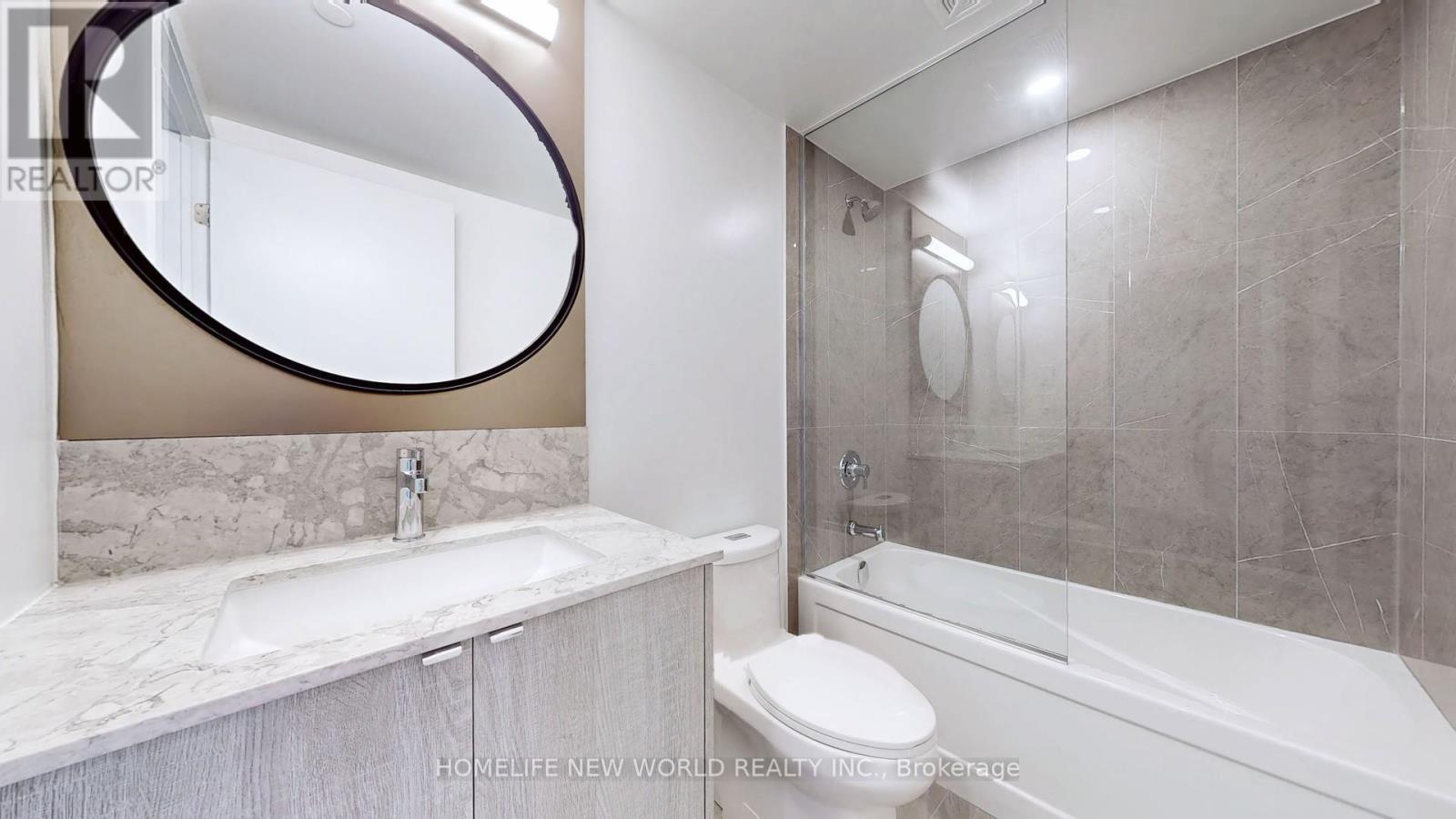 1908 - 771 Yonge Street, Toronto, ON - Indoor Photo Showing Bathroom