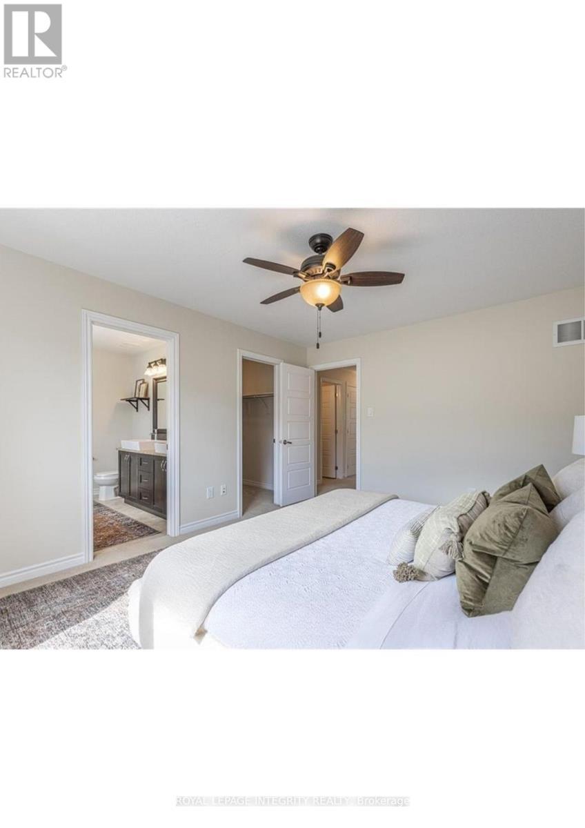 2435 River Mist Road, Ottawa, ON - Indoor Photo Showing Bedroom