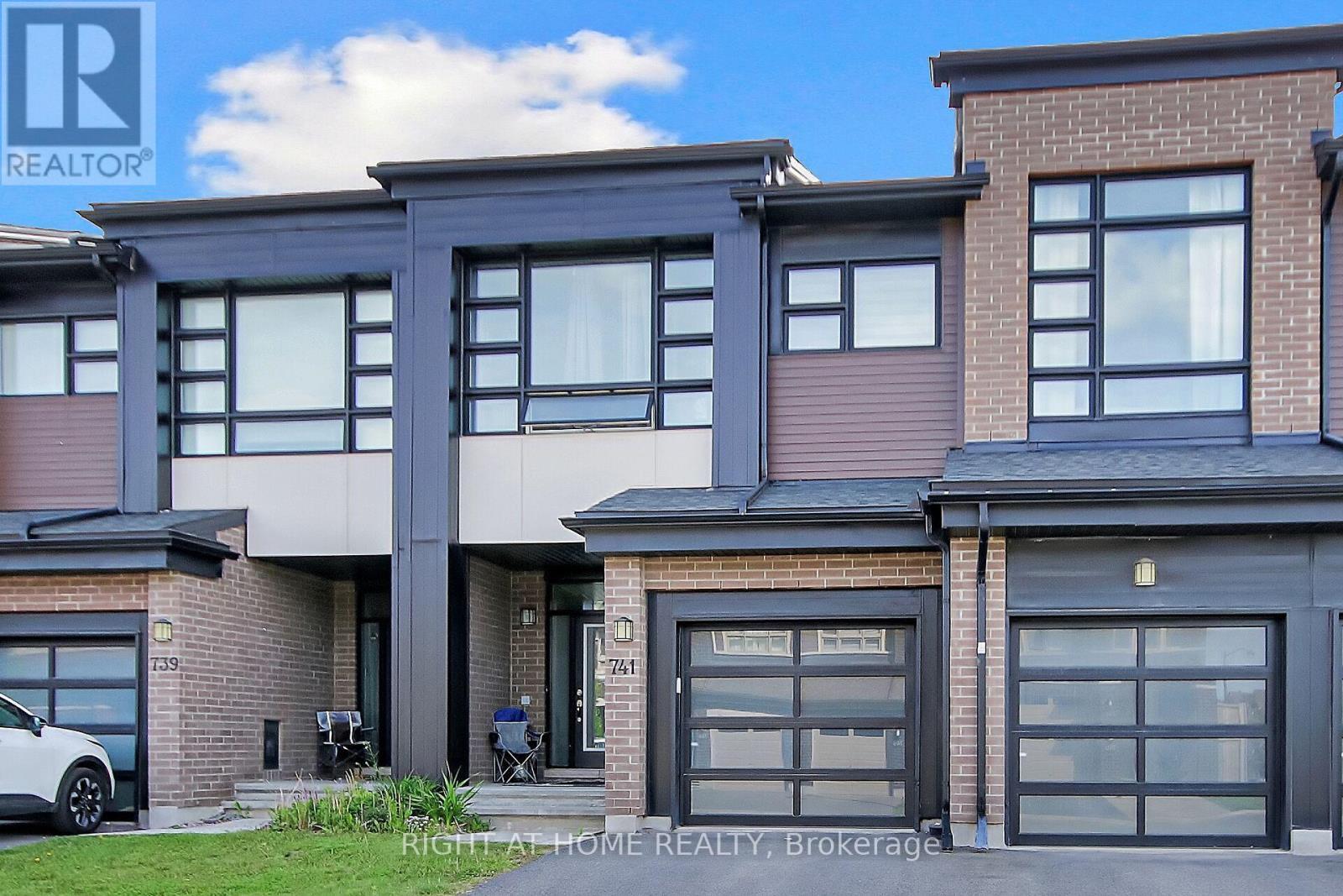 741 Twist Way, Ottawa, ON - Outdoor With Facade