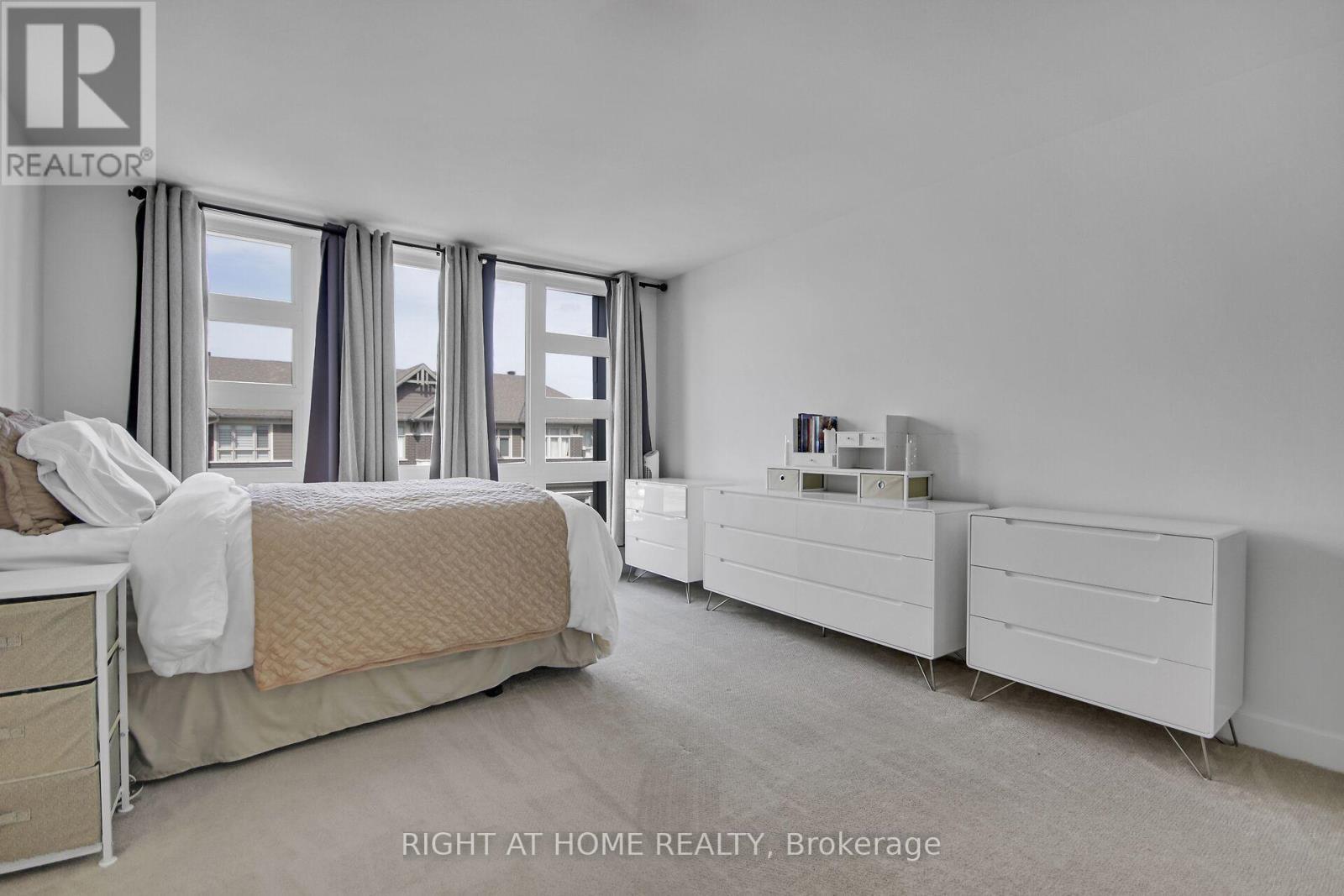 741 Twist Way, Ottawa, ON - Indoor Photo Showing Bedroom