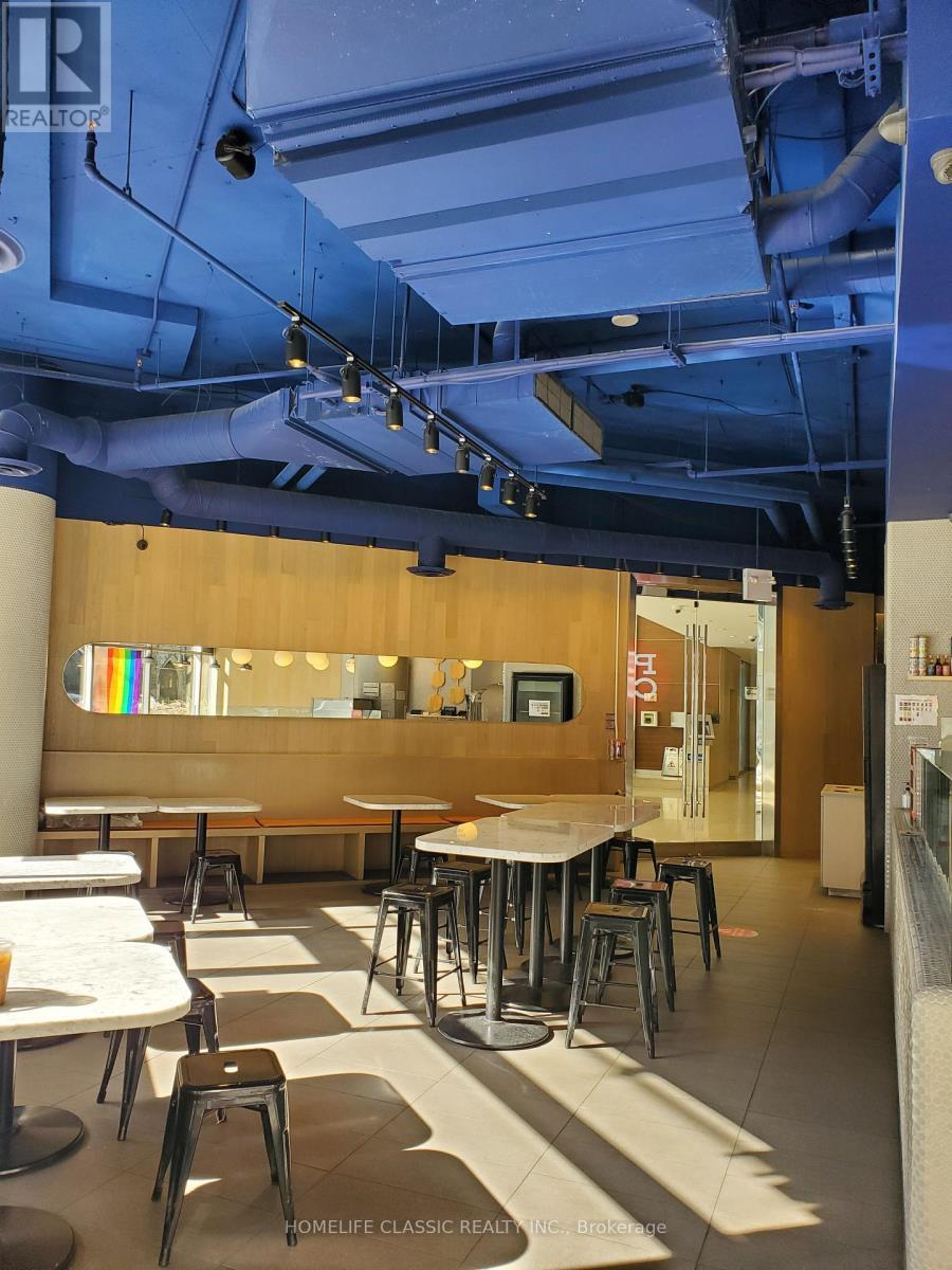 160 Bloor Street E, Toronto, ON