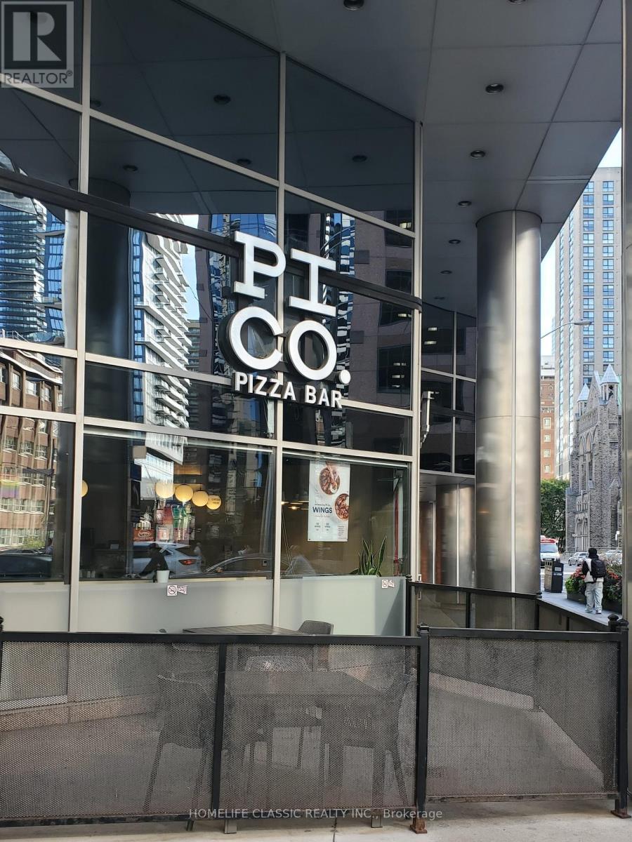 160 Bloor Street E, Toronto, ON