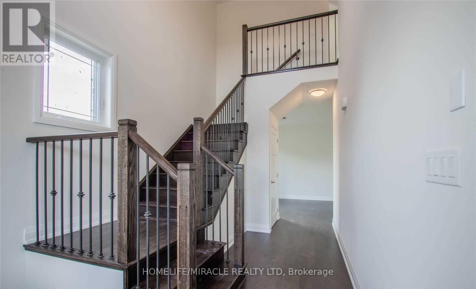 Upper - 530 Askew Court, Oshawa, ON - Indoor Photo Showing Other Room