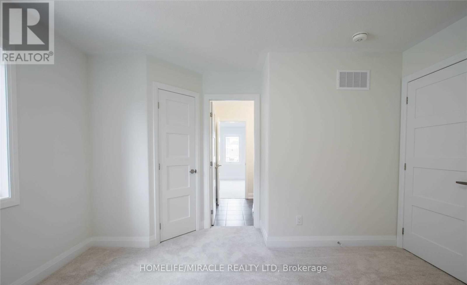 Upper - 530 Askew Court, Oshawa, ON - Indoor Photo Showing Other Room