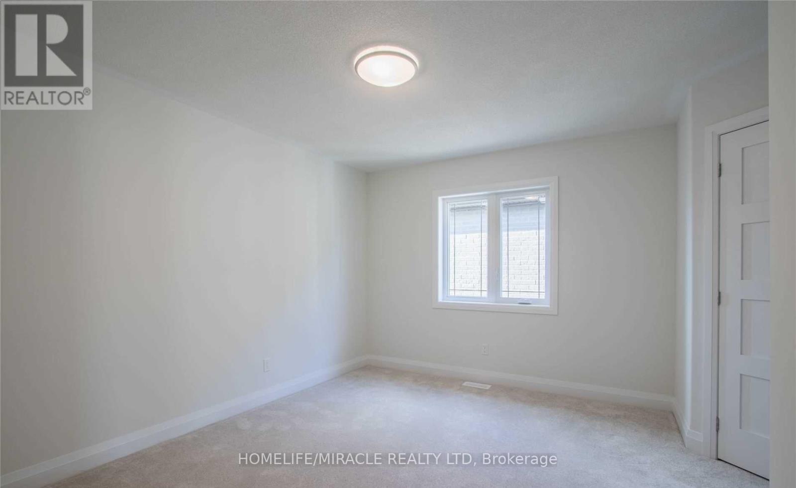 Upper - 530 Askew Court, Oshawa, ON - Indoor Photo Showing Other Room