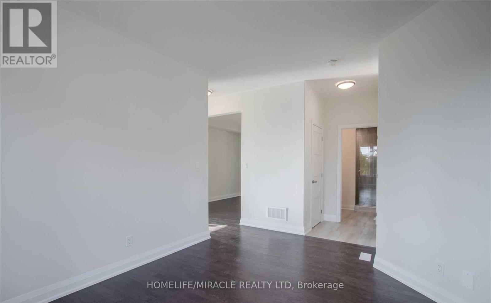 Upper - 530 Askew Court, Oshawa, ON - Indoor Photo Showing Other Room