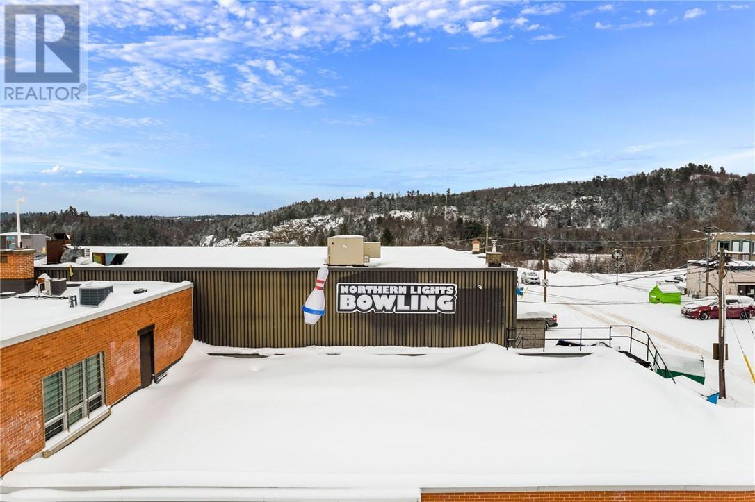 11 Mary Walk, Elliot Lake, ON