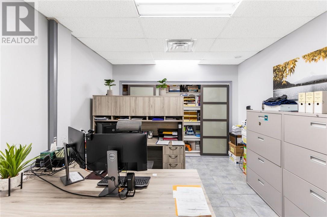 11 Mary Walk, Elliot Lake, ON