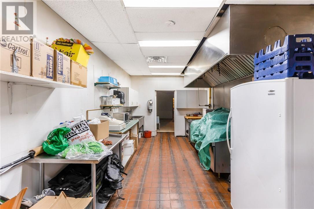 11 Mary Walk, Elliot Lake, ON