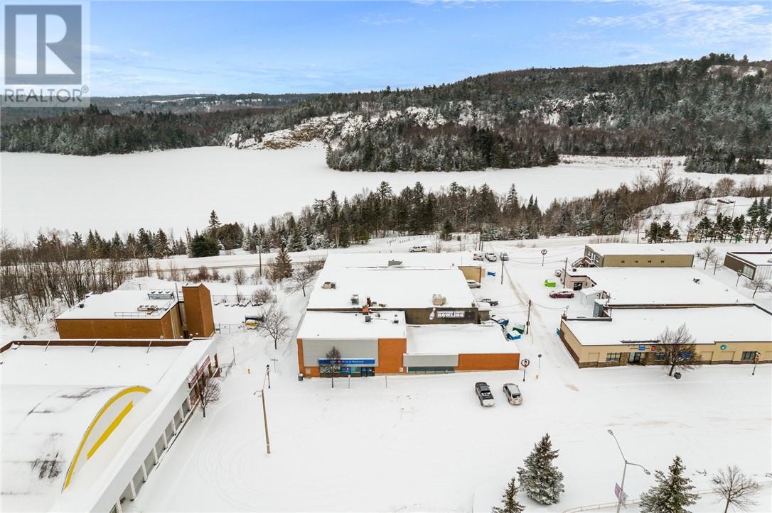 11 Mary Walk, Elliot Lake, ON