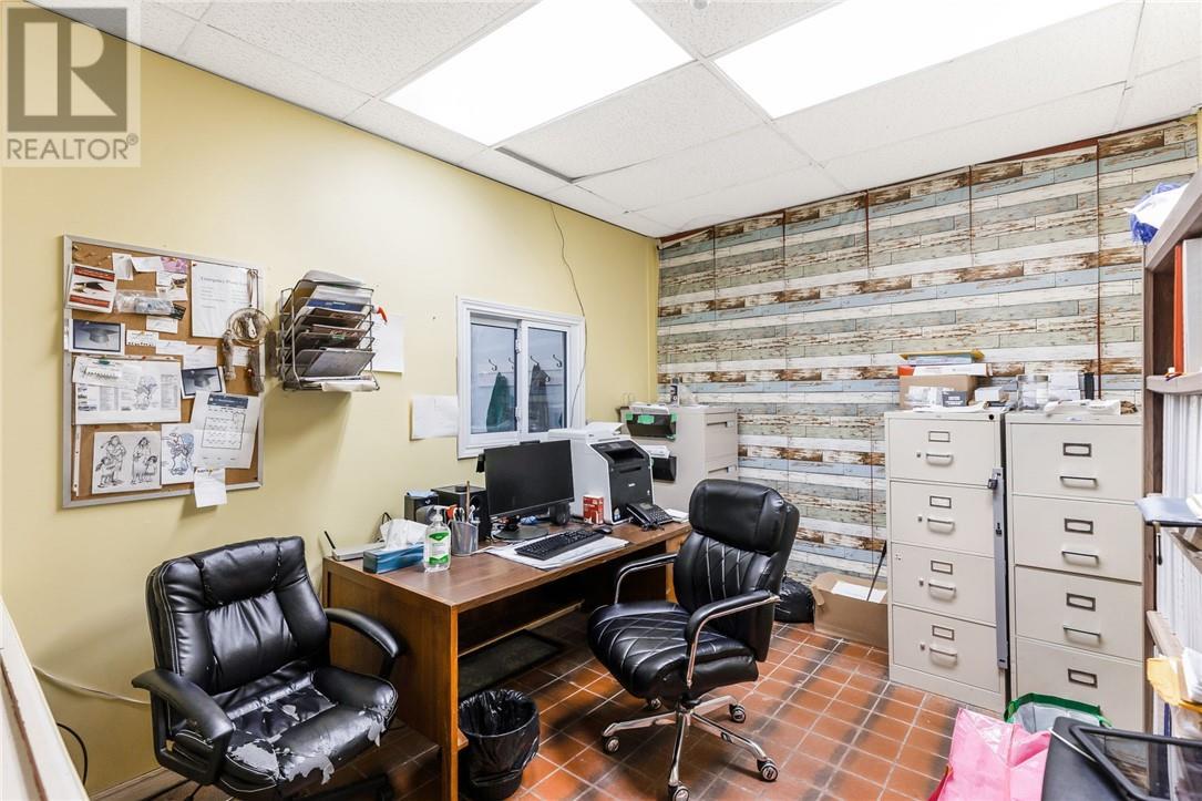 11 Mary Walk, Elliot Lake, ON