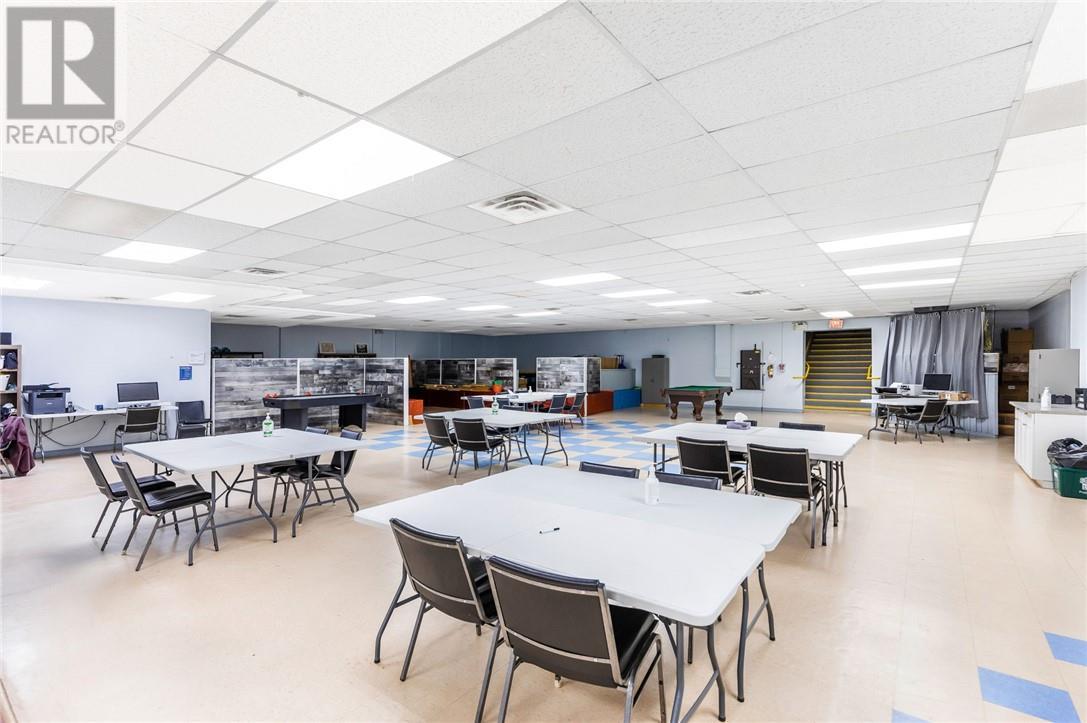 11 Mary Walk, Elliot Lake, ON