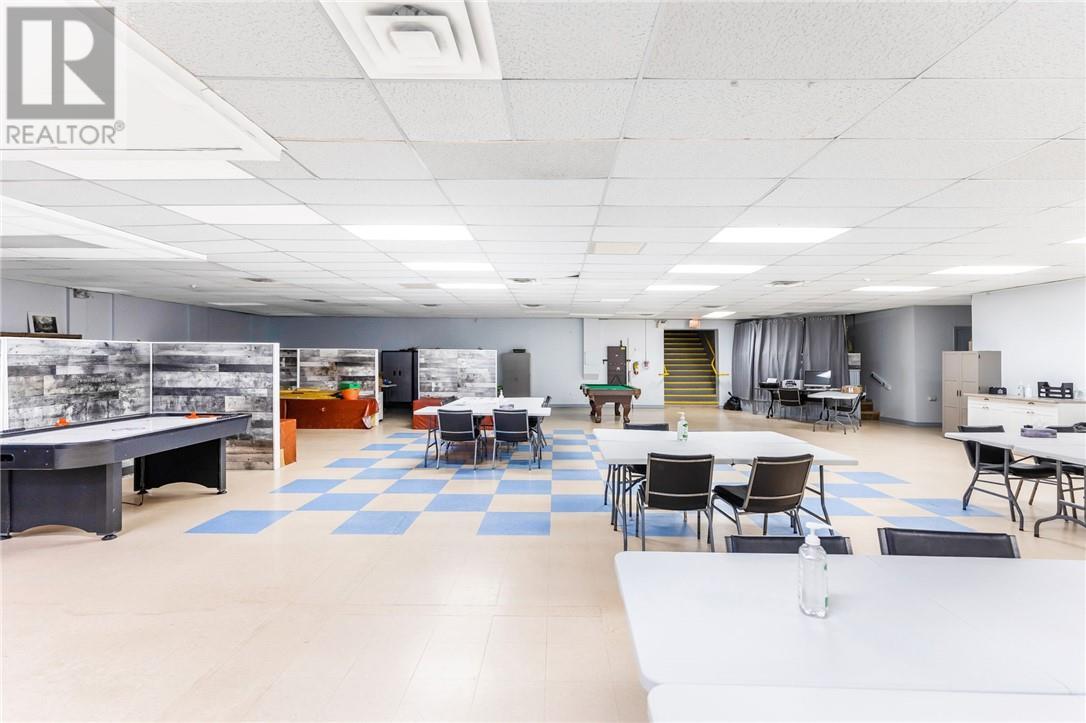 11 Mary Walk, Elliot Lake, ON