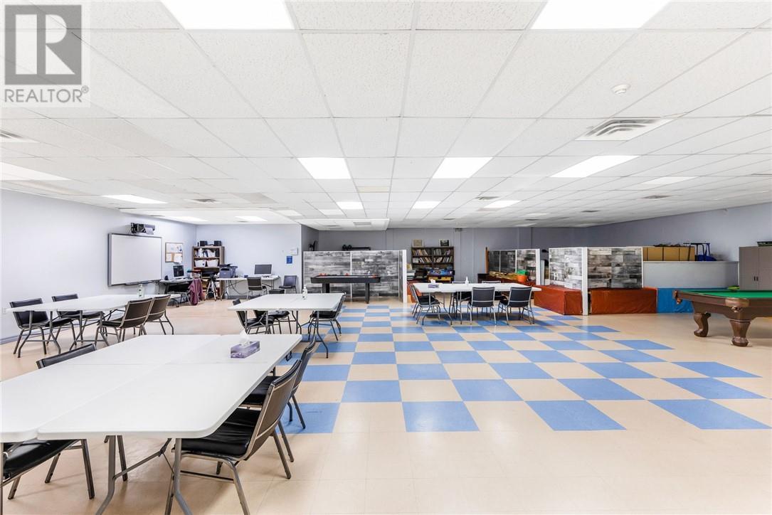 11 Mary Walk, Elliot Lake, ON