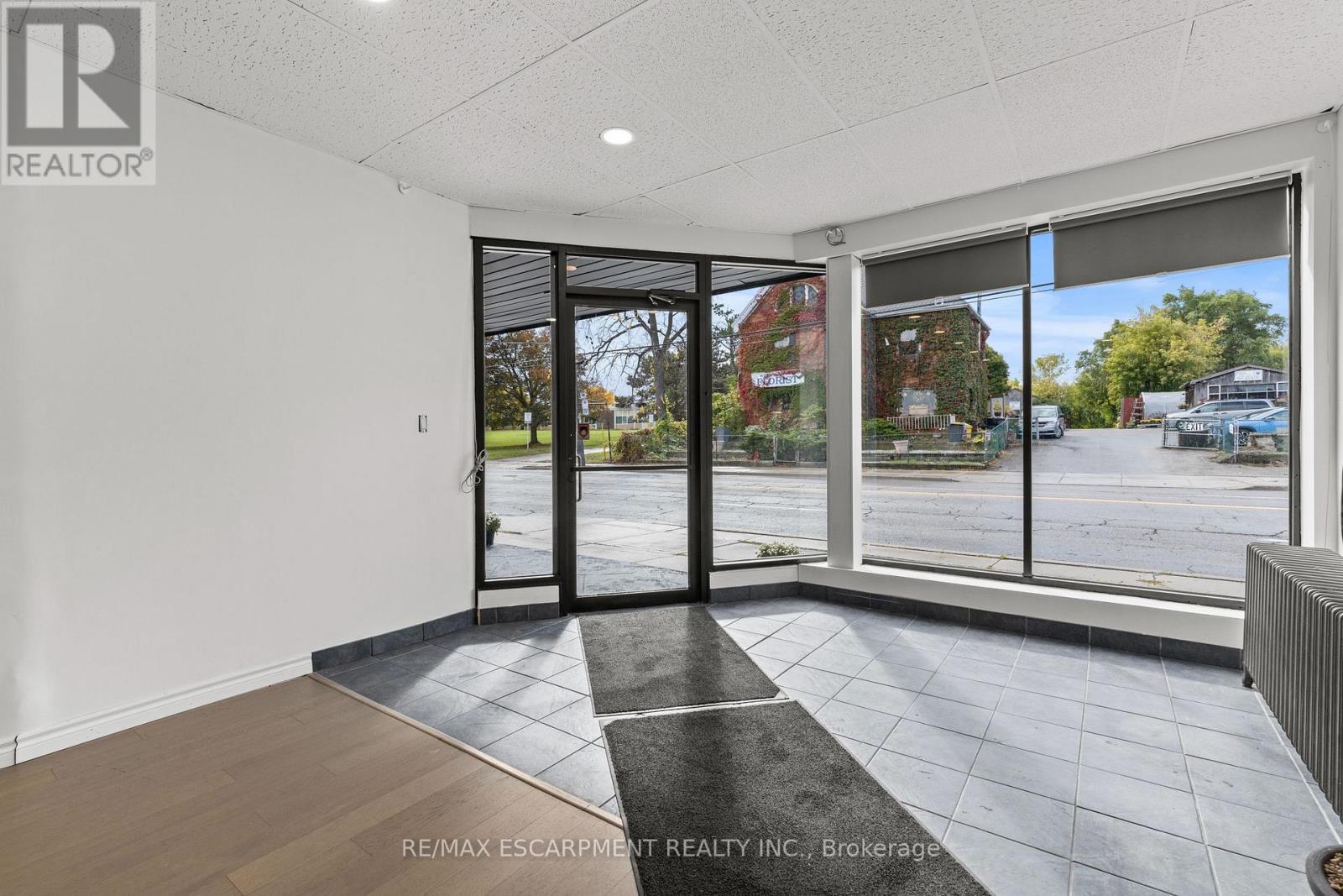 1809 King Street, Hamilton, ON