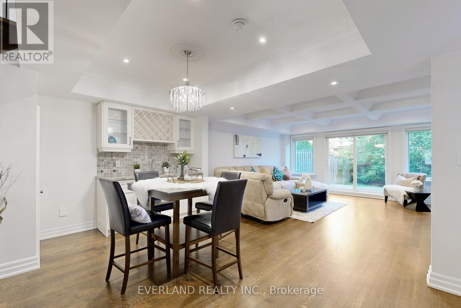 160B Finch Avenue E, Toronto, ON - Indoor Photo Showing Dining Room