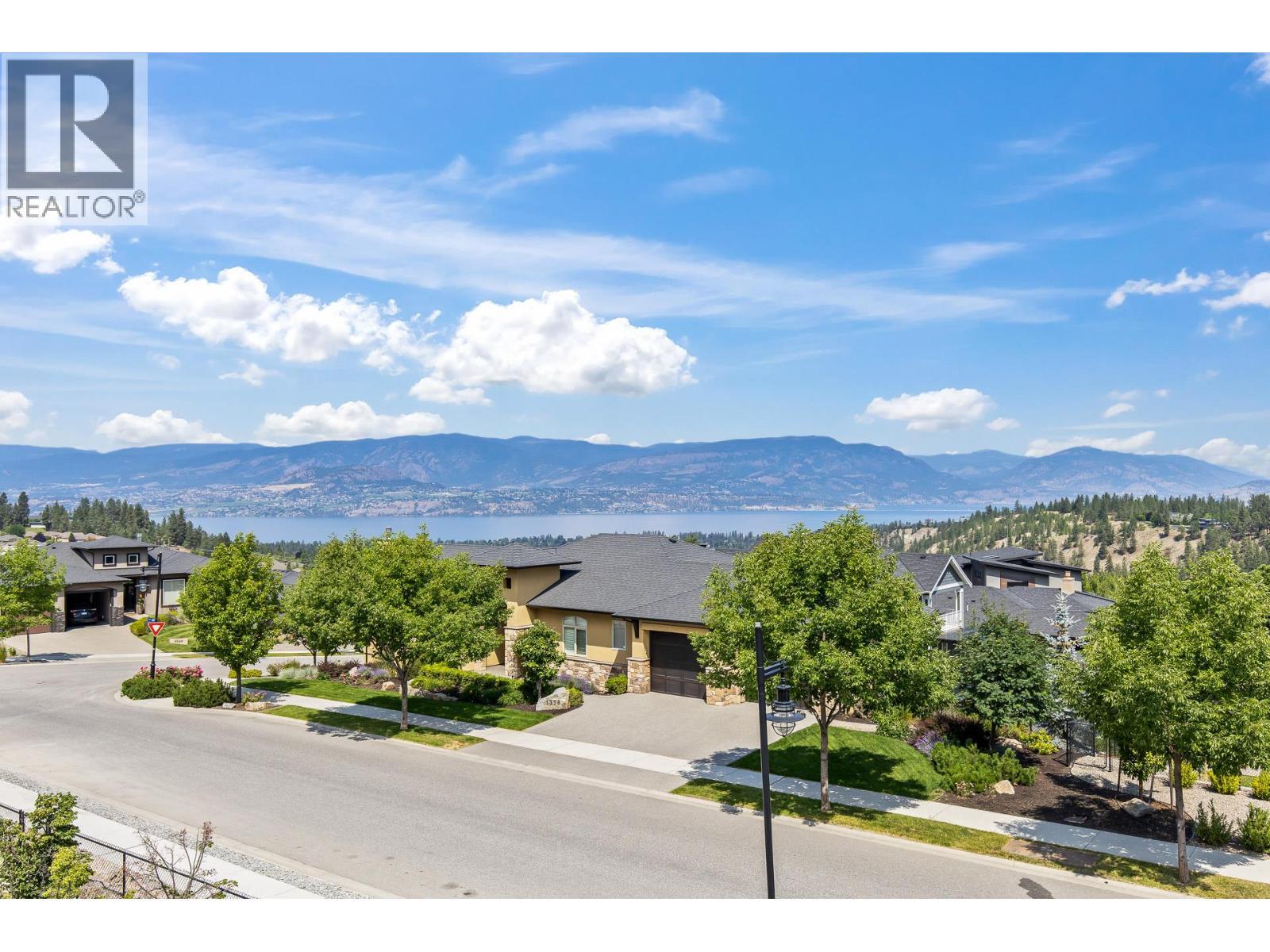 Great views of the lake and city. - 4964 Bucktail Lane, Kelowna, BC - Outdoor With View