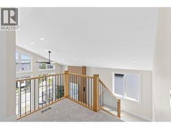 Upper floor foyer -