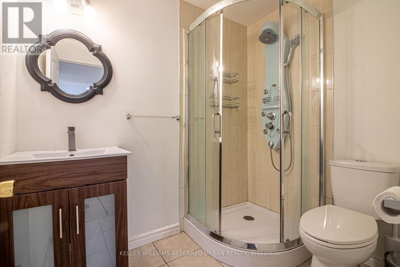 Basement Apartment - 143 Nahanni Drive, Richmond Hill, ON - Indoor Photo Showing Bathroom