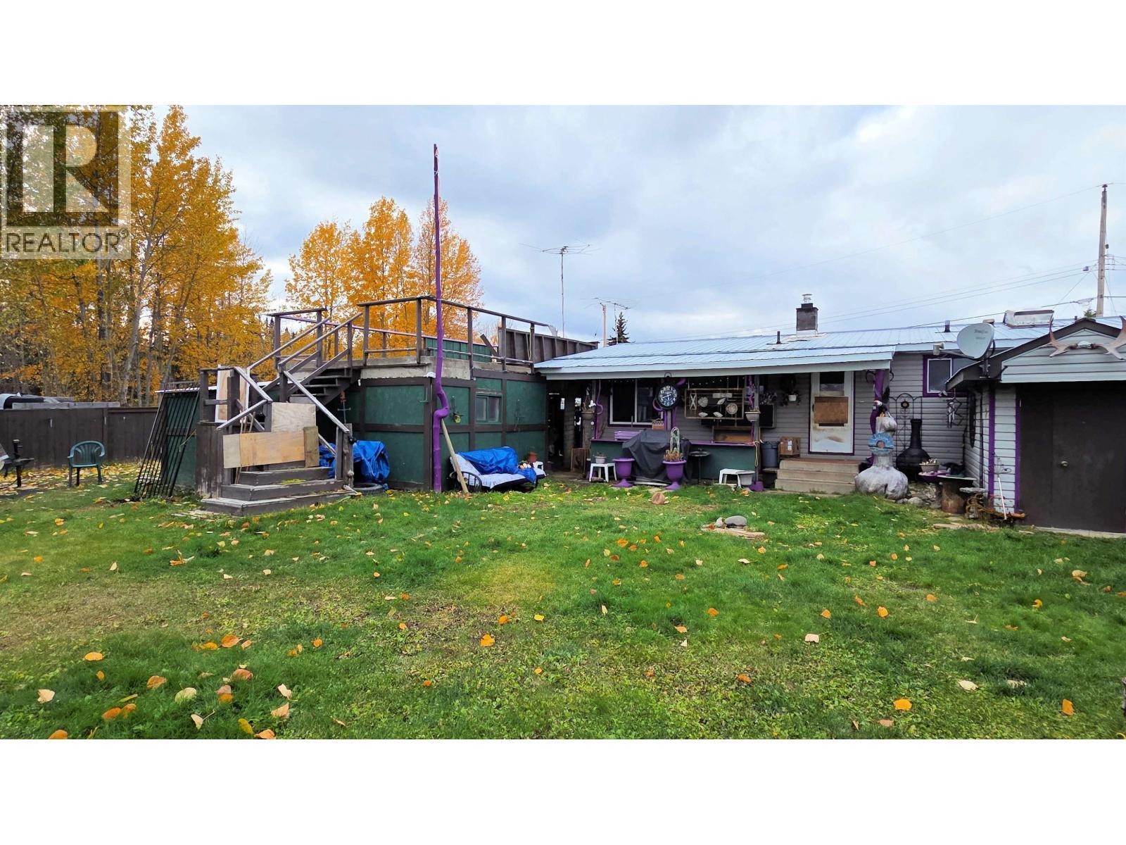 15 Harmon Crescent, Granisle, BC - Outdoor