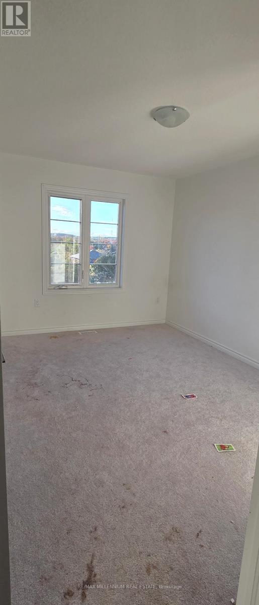 42 West Oak Trail, Barrie, ON - Indoor Photo Showing Other Room