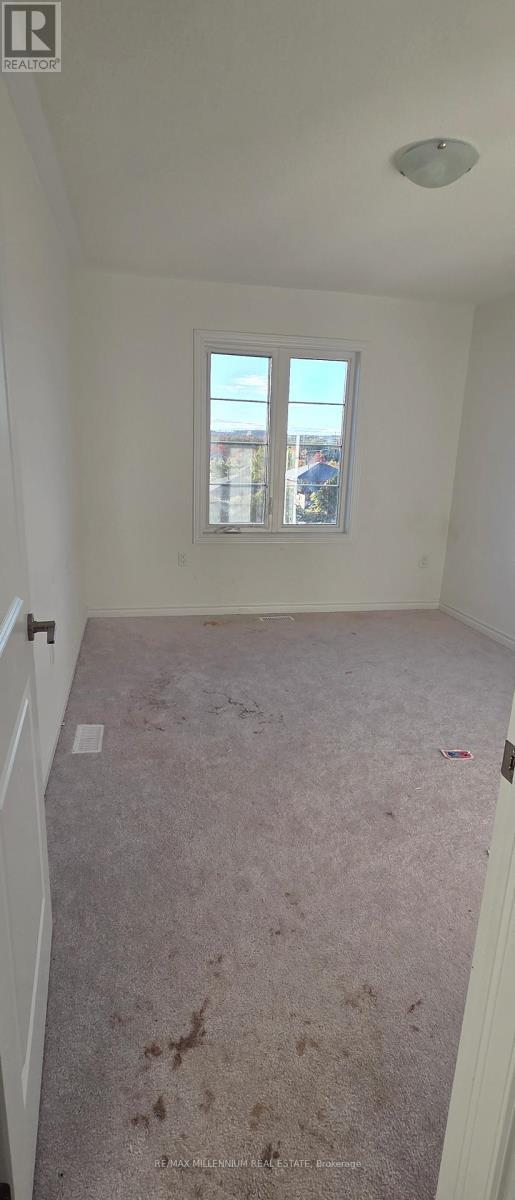 42 West Oak Trail, Barrie, ON - Indoor Photo Showing Other Room