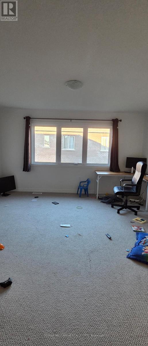 42 West Oak Trail, Barrie, ON - Indoor Photo Showing Other Room