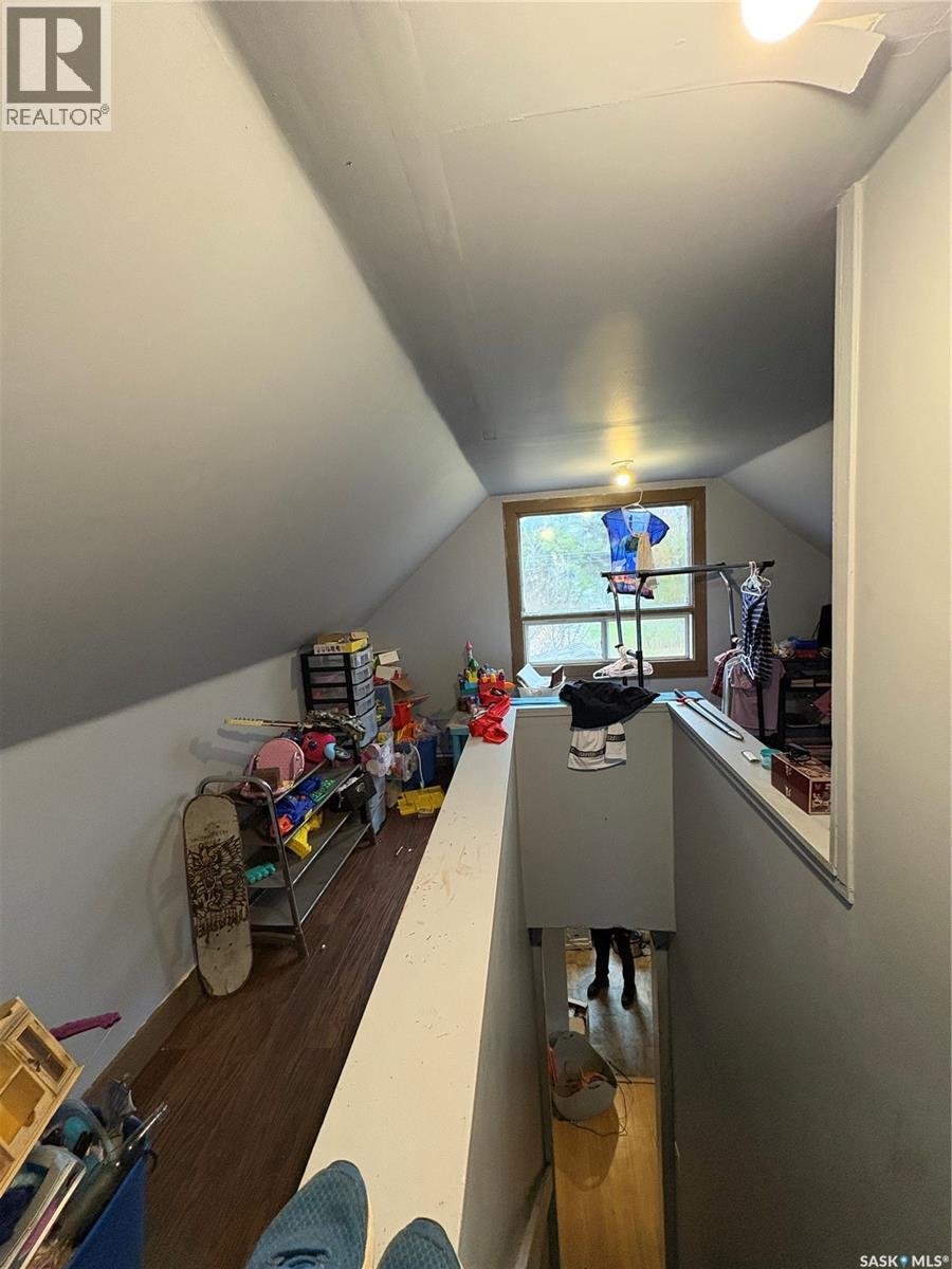 163 Duncan Street W, Yorkton, SK - Indoor Photo Showing Other Room