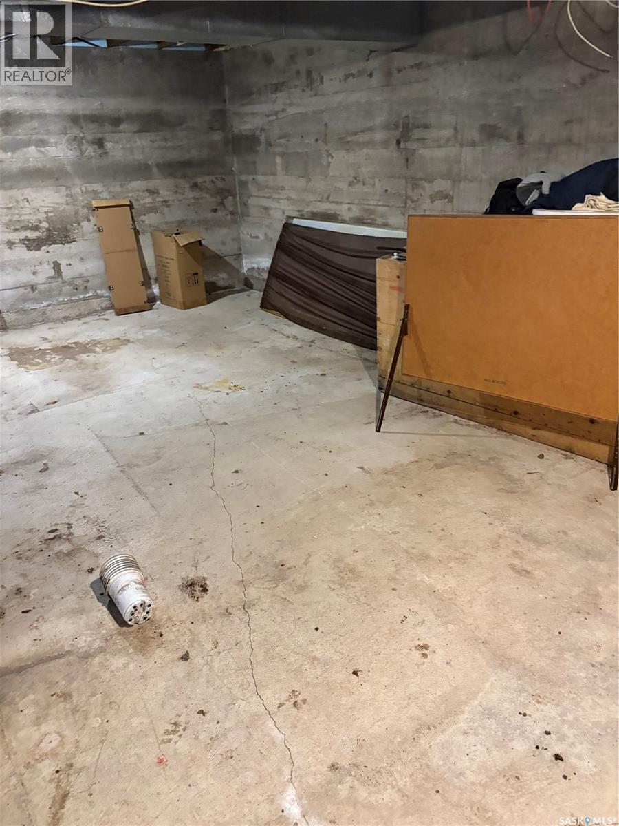 163 Duncan Street W, Yorkton, SK - Outdoor