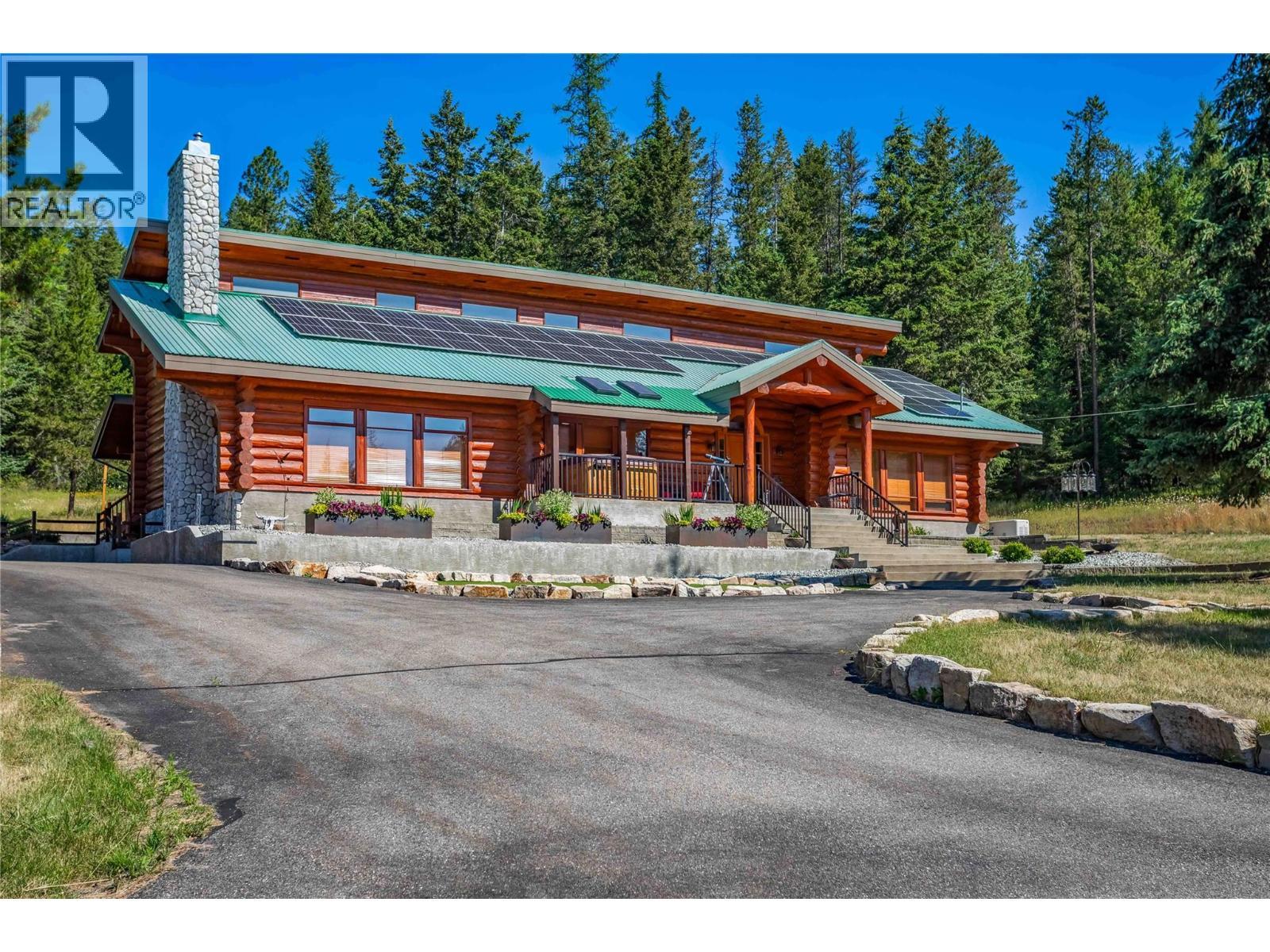 5738 Goudie Road, Kelowna, BC - Outdoor