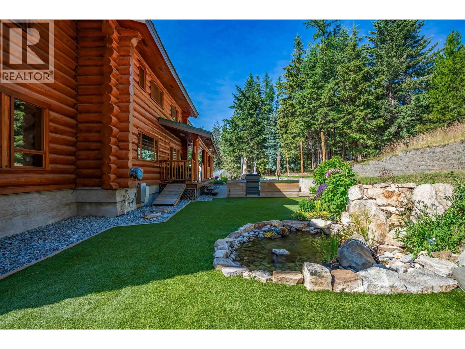 5738 Goudie Road, Kelowna, BC - Outdoor