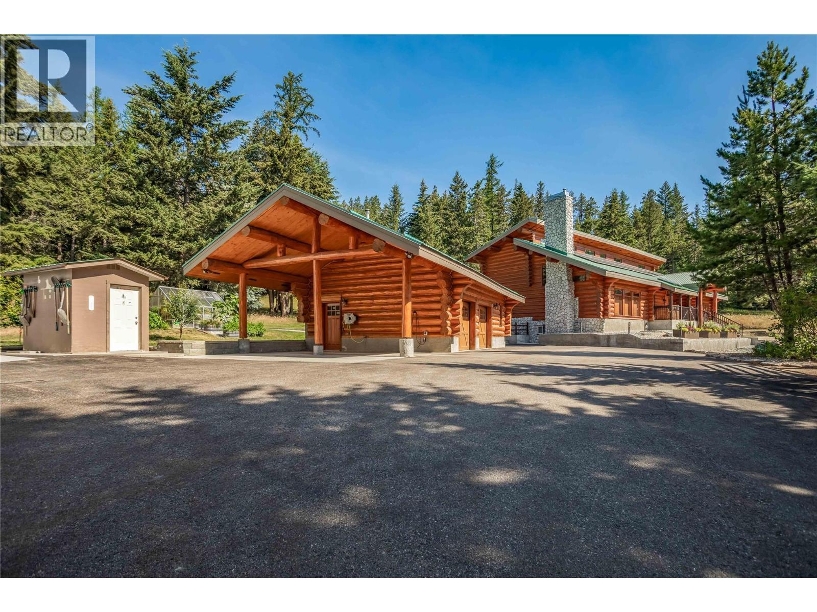 5738 Goudie Road, Kelowna, BC - Outdoor
